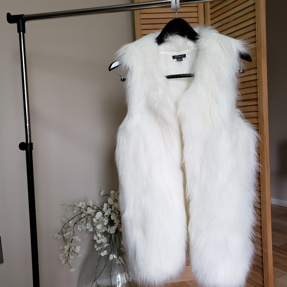 Faux fur vest "Winter white"